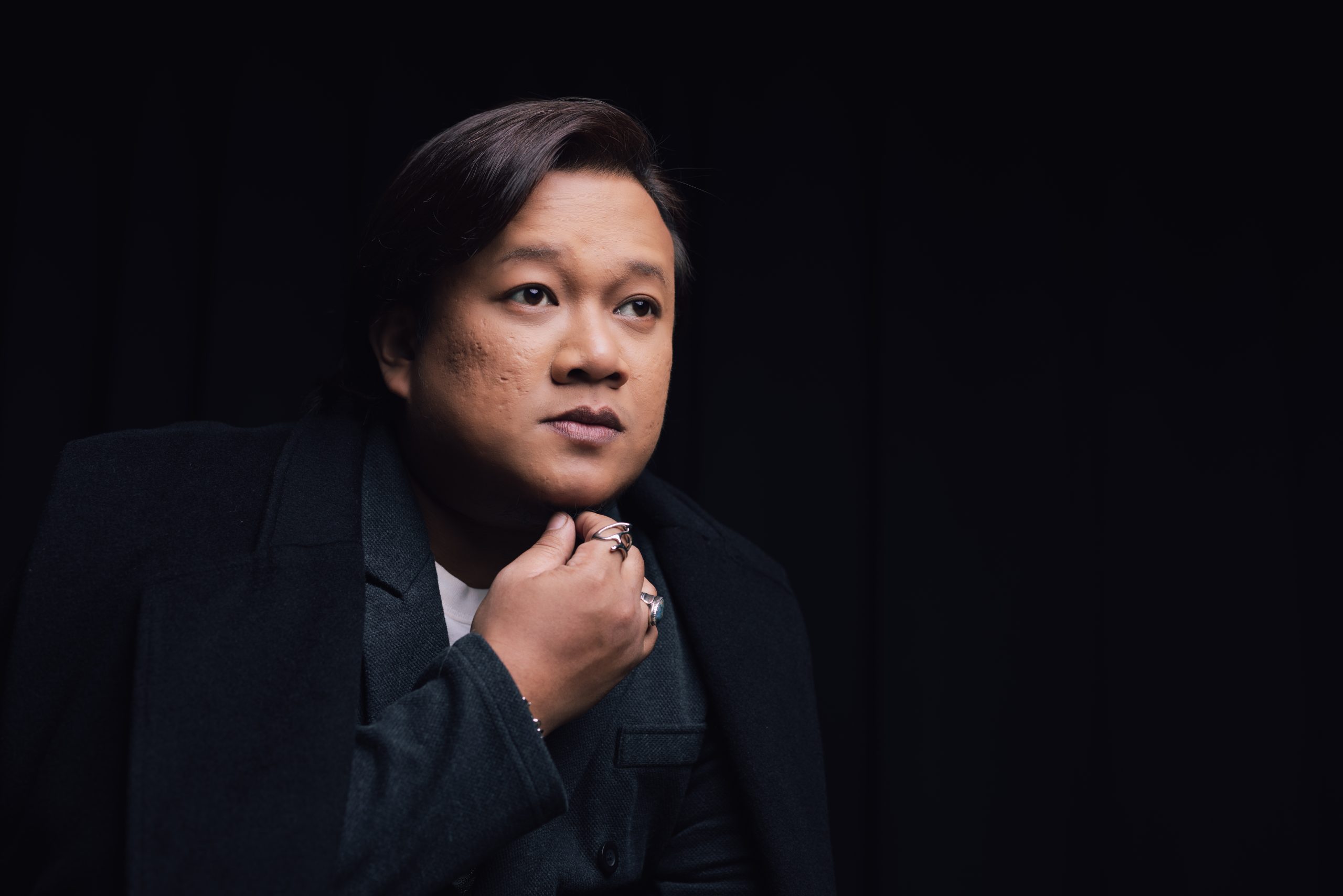 Amir Jahari ‘Kembali’ dengan Album Terbaru: Menyingkap Perjalanan Muzik yang Penuh Erti