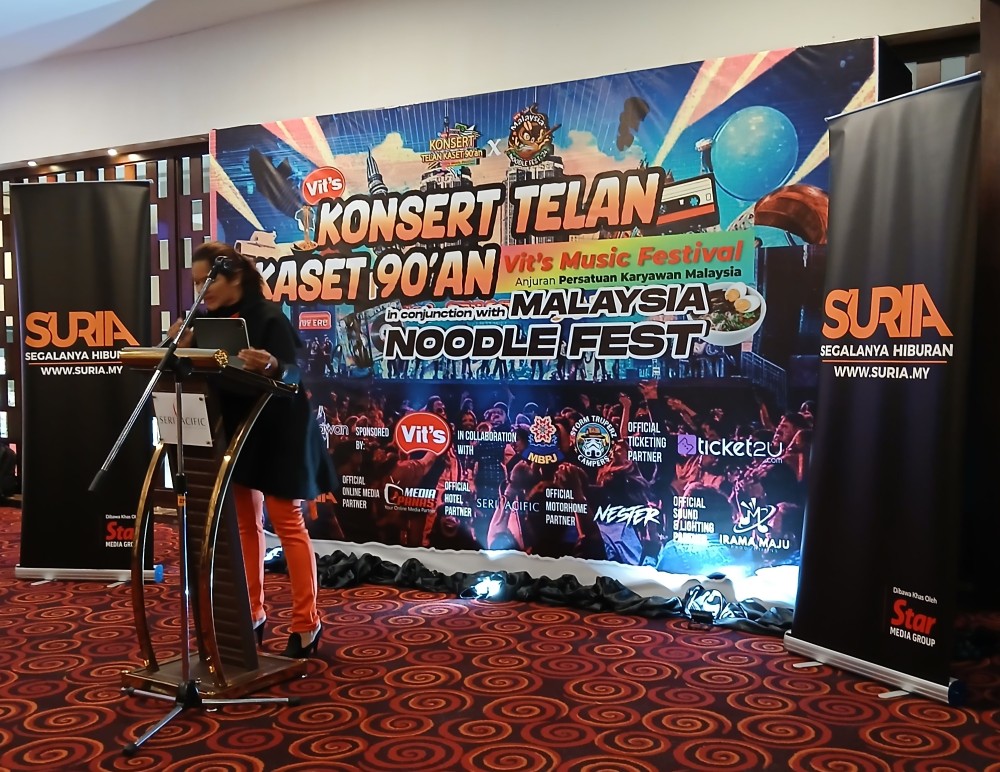 Persatuan Karyawan Malaysia bersama Vit’s Mempersembahkan Festival Muzik Vits-‘KONSERT TELAN KASET 90-AN’ .