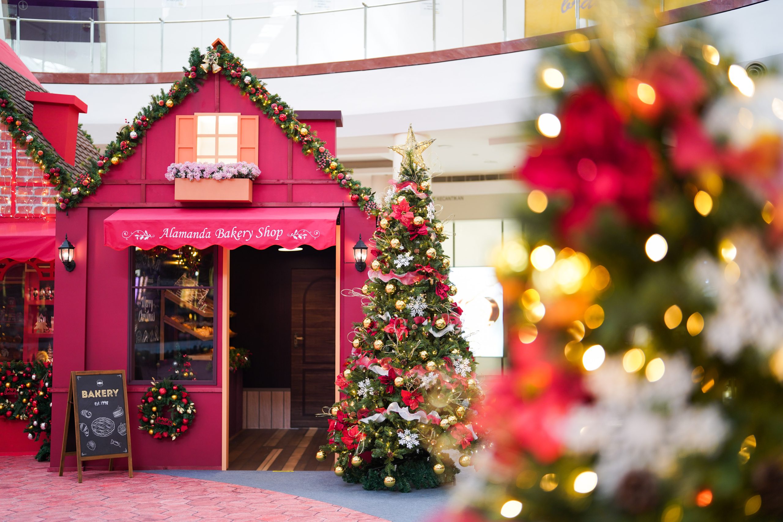 Nikmati Perayaan Krismas Gaya Eropah di Suria KLCC, Alamanda Putrajaya & Mesra Mall