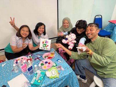 Ulang Tahun ke-3 Lotus’s: Beli-Belah Sambil Membantu Anak-Anak Berkeperluan